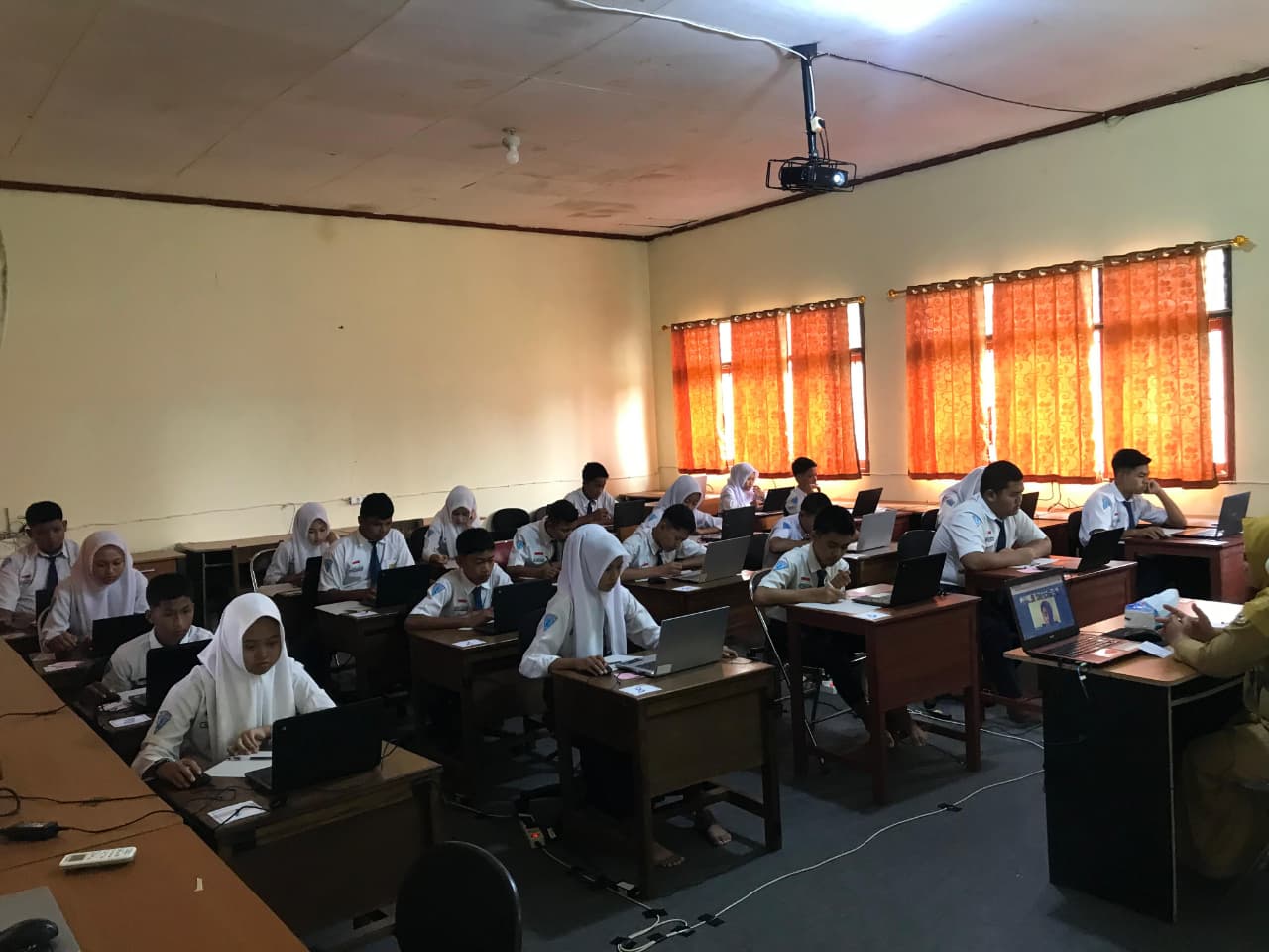 Kegiatan Komputer 2