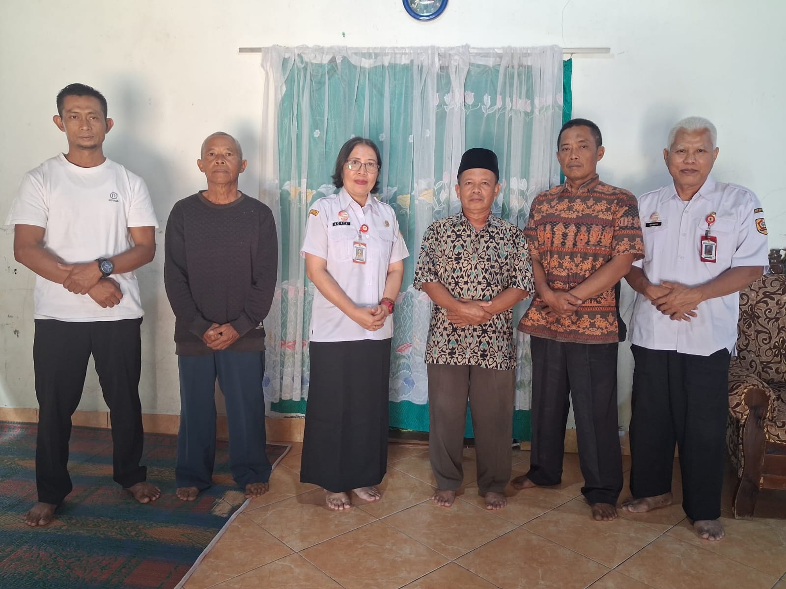 Kepala Sekolah Baru Bersilaturahmi dengan Tokoh Masyarakat dan Lingkungan Sekolah